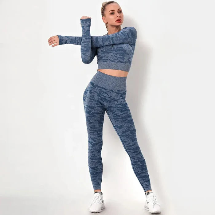 M / Dark blue