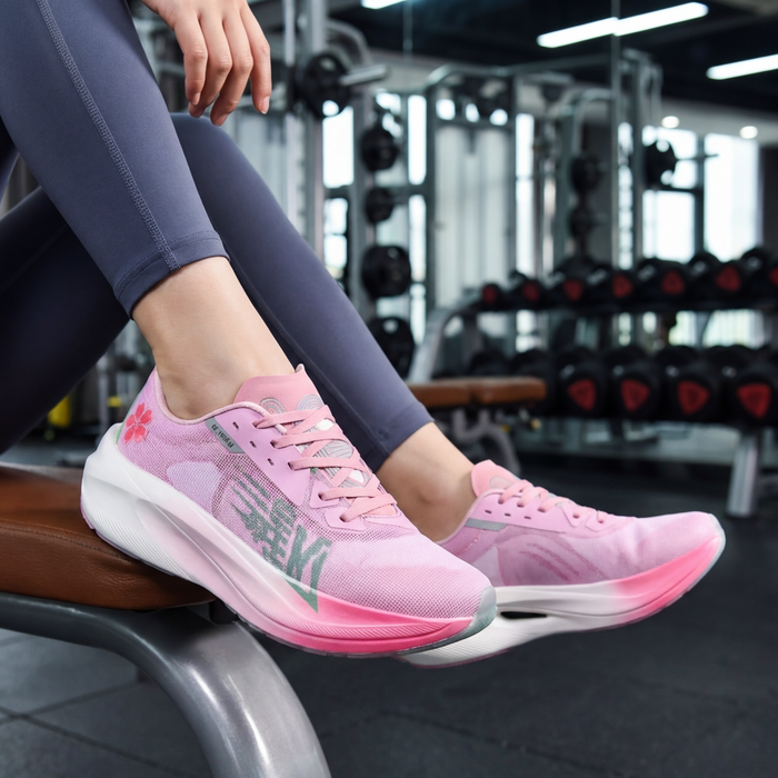 Women’s Carbon Plate Running Shoes – Lightweight Breathable Mesh Sneakers with Shock Absorption & Energy Return for Road Running & Training