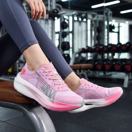 Women’s Carbon Plate Running Shoes – Lightweight Breathable Mesh Sneakers with Shock Absorption & Energy Return for Road Running & Training