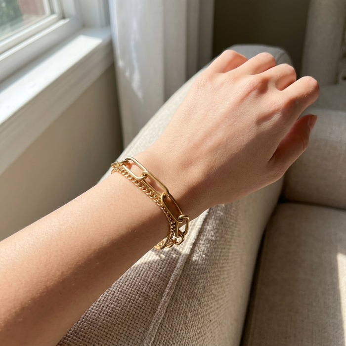 Women's Chunky Titanium Steel Bracelet – Minimalist Geometric Electroplated Gold & Silver Bangle