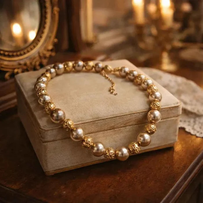 Women's Floral Pearl Brass Necklace – Light Luxury Botanical Jewelry