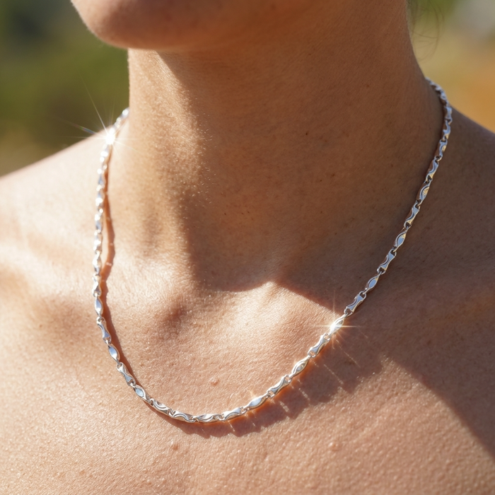 Women's Geometric Ingot Chain Necklace – Silver Plated Retro Style