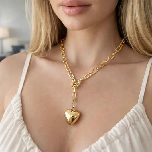 Women's Heart Pendant Clavicle Necklace – Gold and Silver Electroplated Short Chain