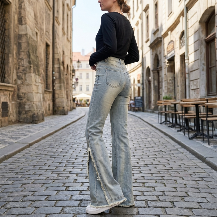 Women's High-Waist Micro-Flare Jeans – Vintage Bootcut Denim with Raw Edge & Slimming Fit