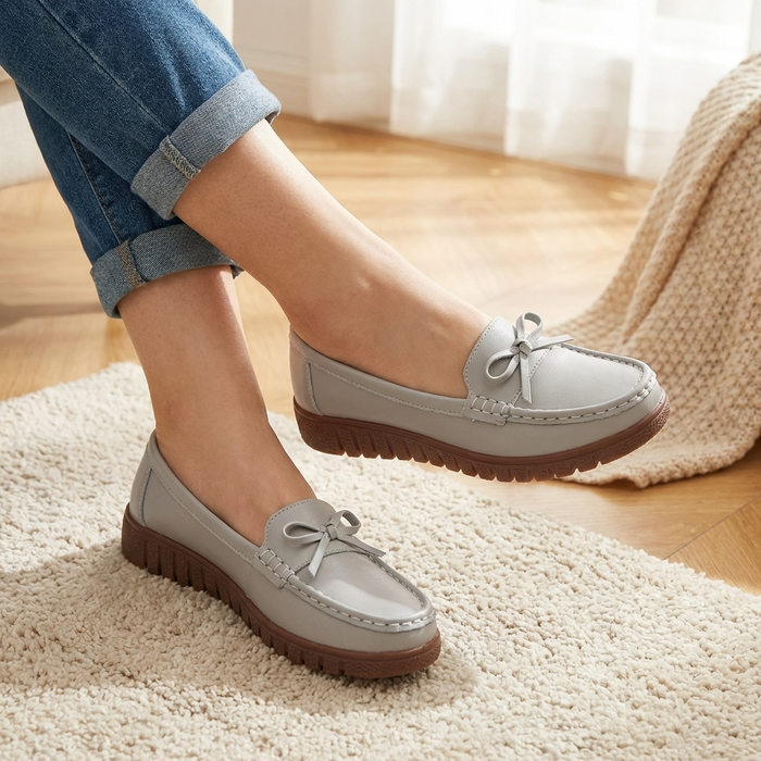 Women’s Hollow Slip-On Loafers – Breathable Perforated Flats with Soft Insole, Lightweight Comfort & Everyday Casual Style