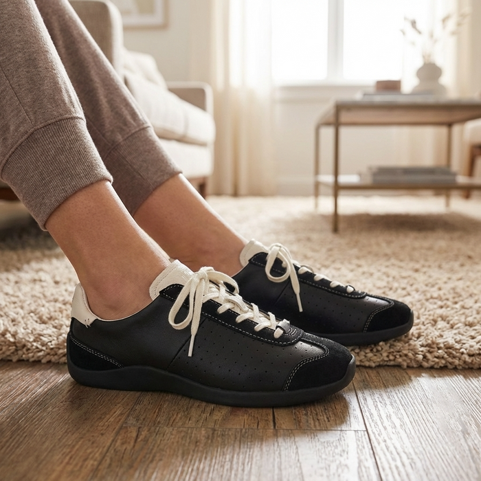 Women’s Leather Casual Sneakers – Cowhide Retro Low-Top Shoes with Soft Rubber Sole, Lightweight Comfort & Anti-Slip Design