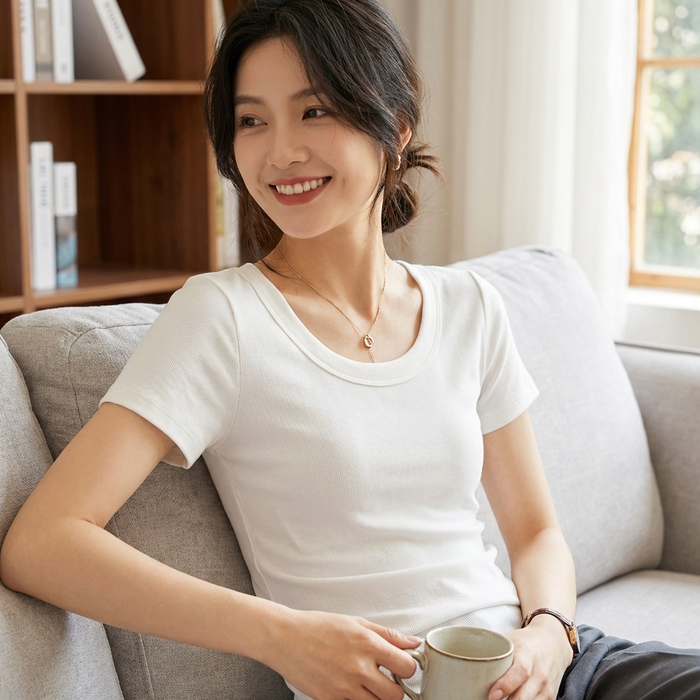 Women's Right Shoulder Threaded T-Shirt – Slim Fit Stretch Cotton Tee with U-Neck, Short Sleeves & Soft Breathable Fabric for Casual & Everyday Wear