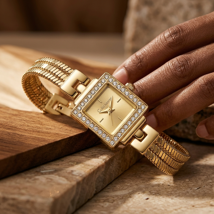 Women's Square Quartz Watch – Retro Alloy Bracelet Wristwatch