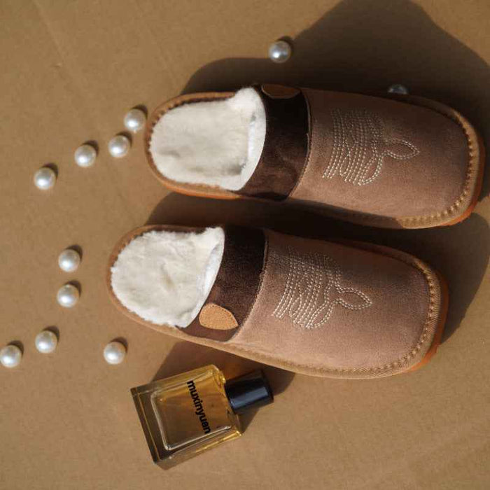 Women's Winter Closed-Toe Slippers – Faux Fur Lined PU Slip-On House Shoes, Sizes 36–47
